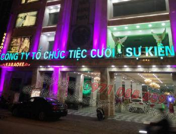 Biển Quảng Cáo Chữ Nổi Mica Chân Alu - Tiệc Cưới Nam Hải
