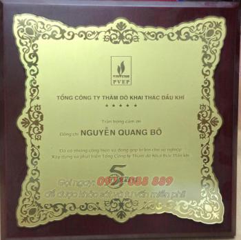 Biển công ty - inox ăn mòn