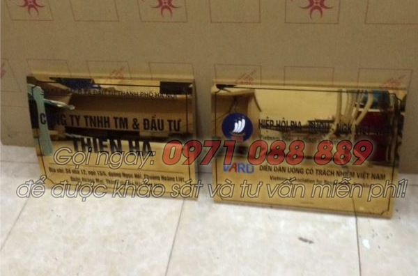 biển công ty bằng inox ăn mòn