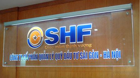 biển công ty bằng mica