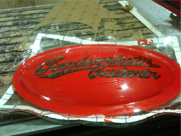 Hút nổi hình dạng elip