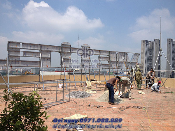 thi công bộ chữ trên nóc nhà tại hà nội