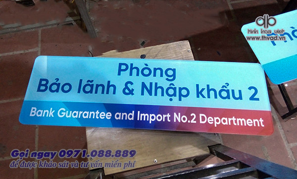 Hạng mục biển quảng cáo chỉ dẫn vị trí làm việc