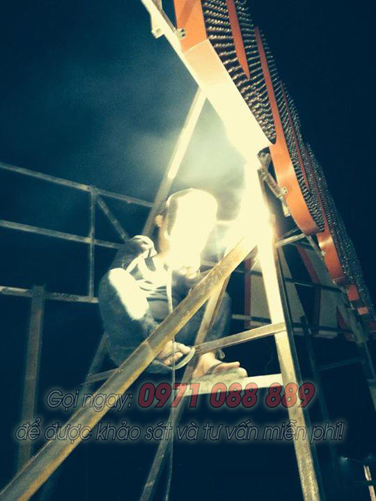 Chữ Tôn sơn tĩnh điện gắn LED - Xăng Dầu Thụy Dương