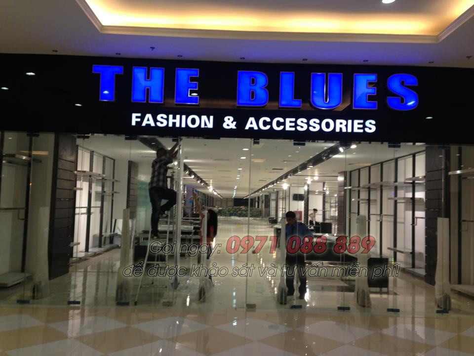 Biển Quảng Cáo Chữ Mica Hút Nổi - Showroom The Blue